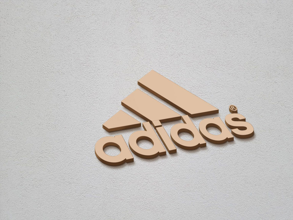 Photoshop 3D Golden Logo Mockup