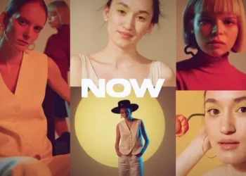 Videohive - Trendy Smooth Opener - 59394733